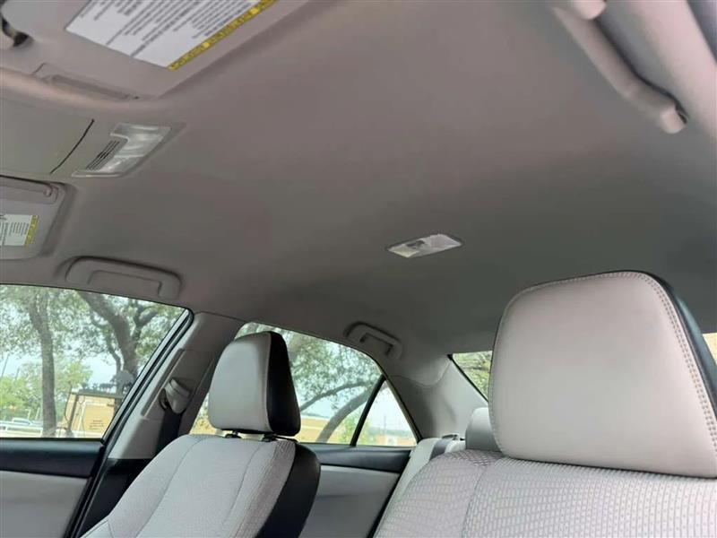 Toyota Camry SE 2016