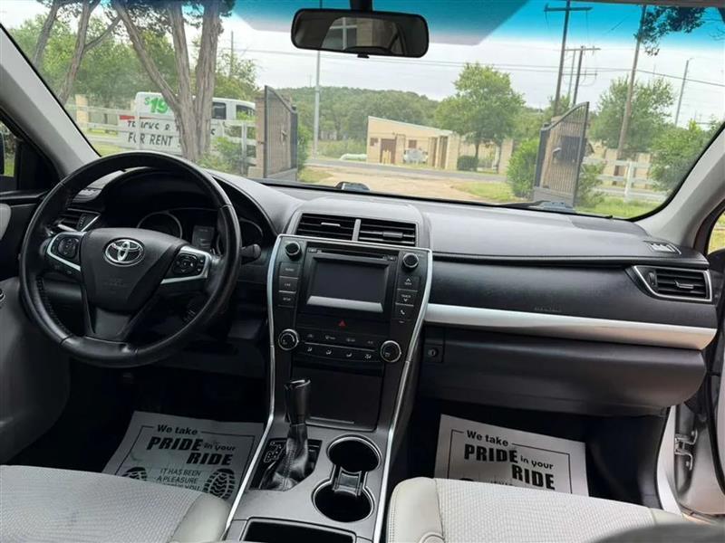 Toyota Camry SE 2016