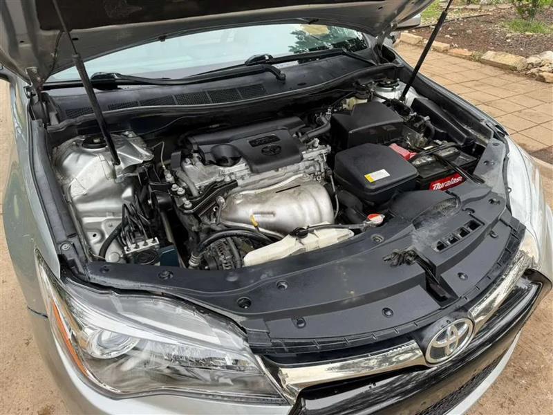 Toyota Camry SE 2016