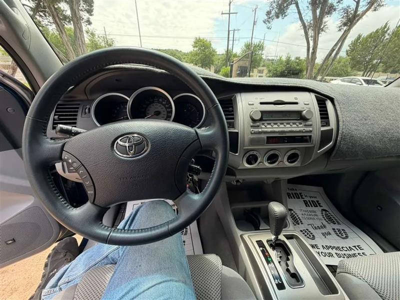 Toyota Tacoma PreRunner Double Cab V6 Auto 2WD 2007