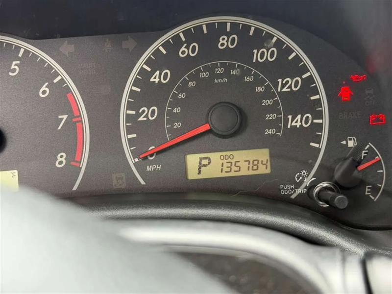 Toyota Corolla LE 4-Speed AT 2012