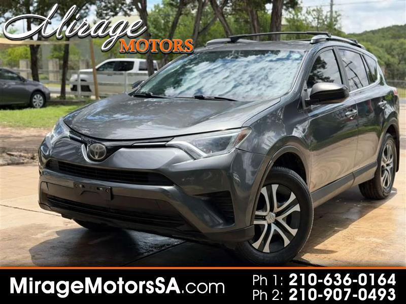 Toyota RAV4 LE AWD 2018