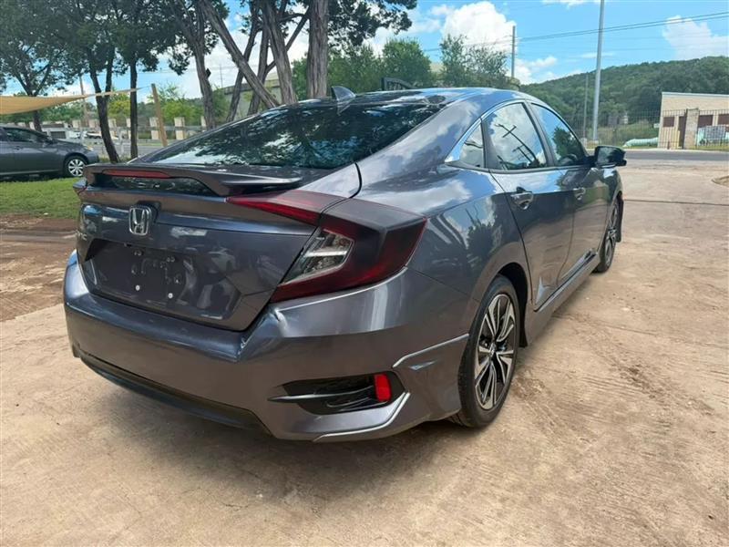 Honda Civic EX-T Sedan CVT 2016