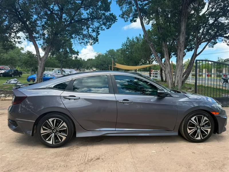 Honda Civic EX-T Sedan CVT 2016