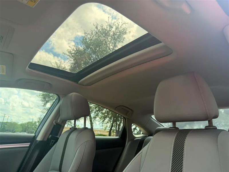 Honda Civic EX-T Sedan CVT 2016