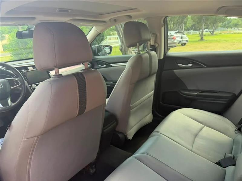 Honda Civic EX-T Sedan CVT 2016