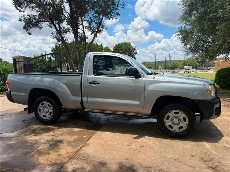 Toyota Tacoma Regular Cab I4 5MT 2WD 2014