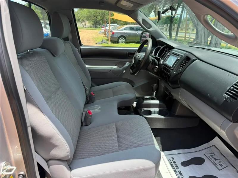 Toyota Tacoma Regular Cab I4 5MT 2WD 2014