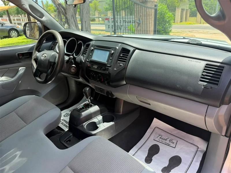Toyota Tacoma Regular Cab I4 5MT 2WD 2014