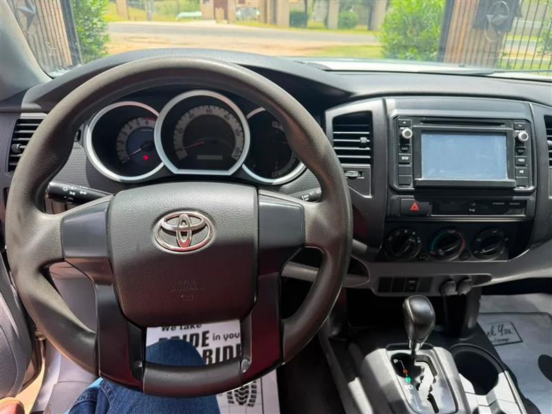 Toyota Tacoma Regular Cab I4 5MT 2WD 2014
