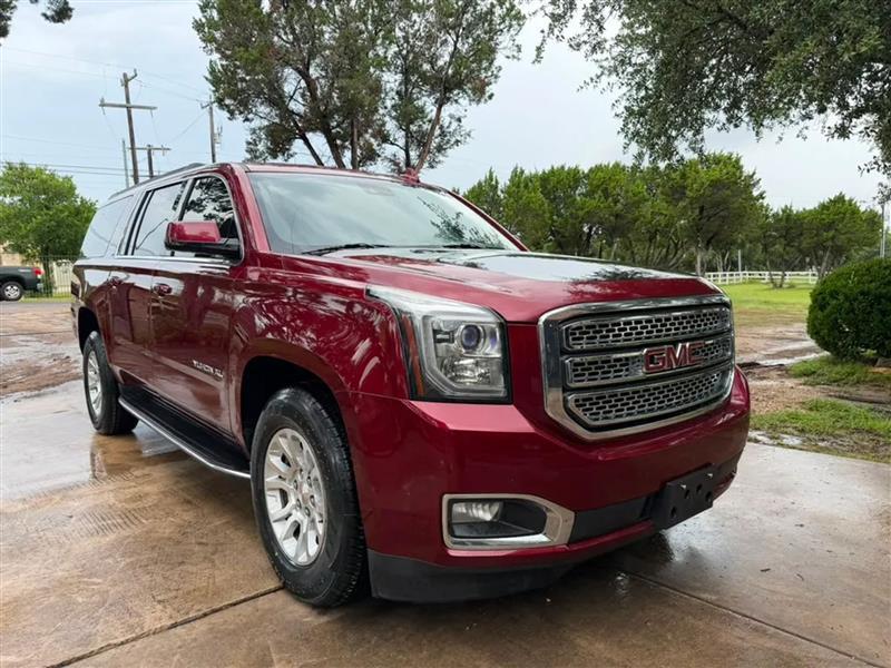 GMC Yukon XL SLT 2WD 2017