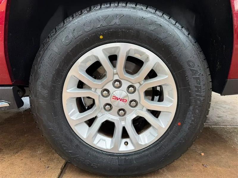 GMC Yukon XL SLT 2WD 2017