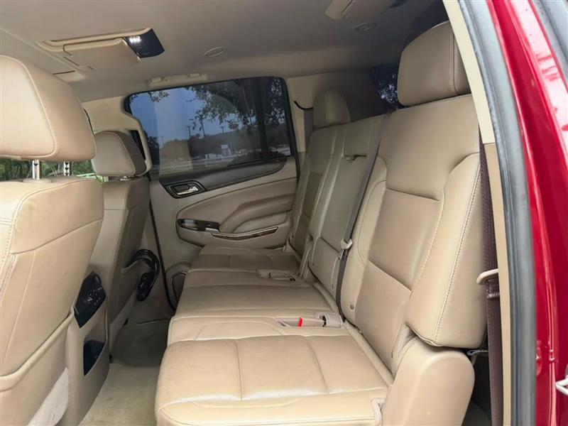 GMC Yukon XL SLT 2WD 2017