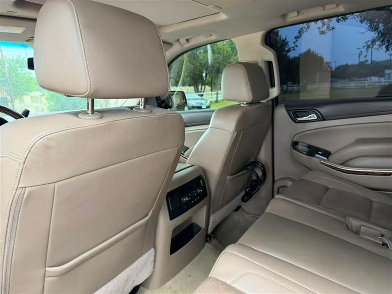 GMC Yukon XL SLT 2WD 2017