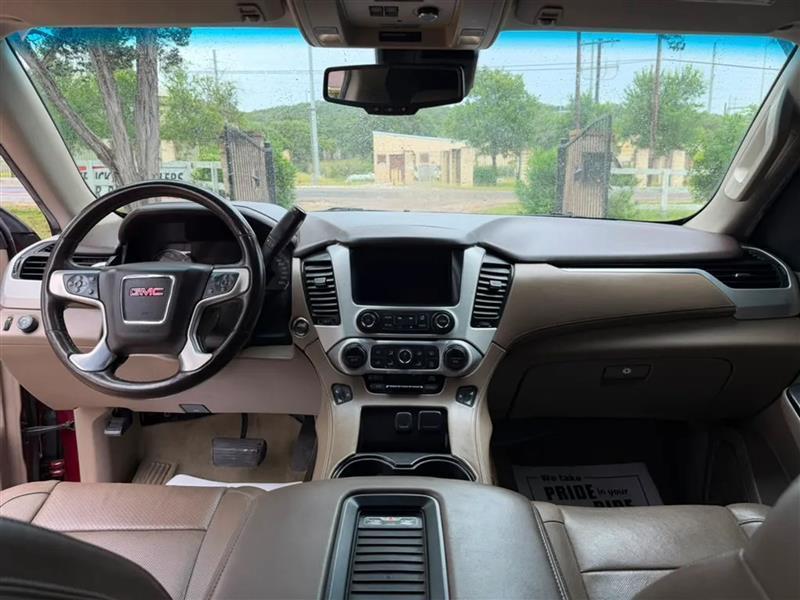 GMC Yukon XL SLT 2WD 2017