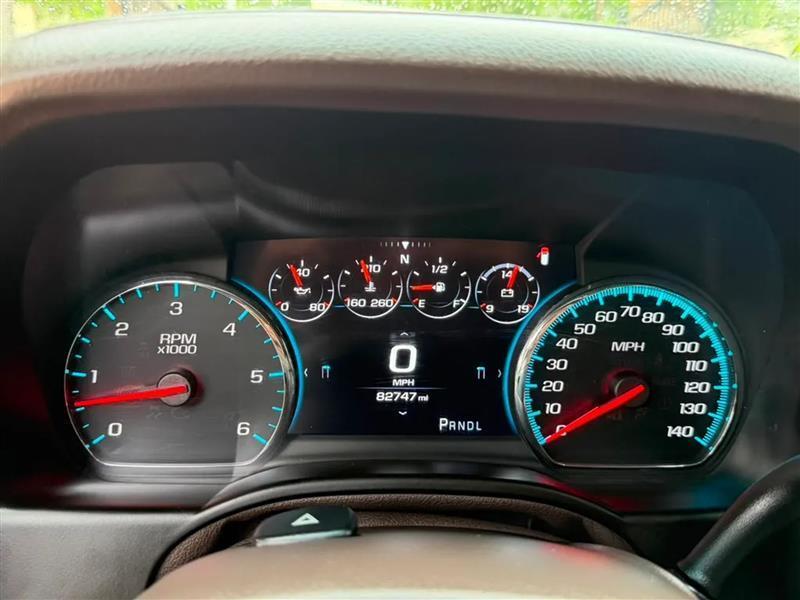 GMC Yukon XL SLT 2WD 2017
