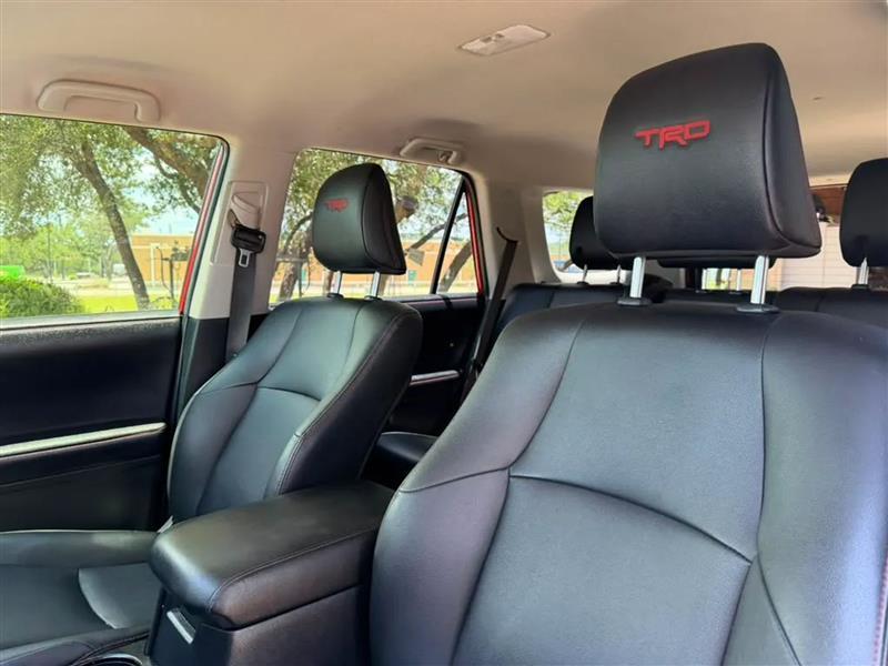 Toyota 4Runner TRD PRO 4WD 2019