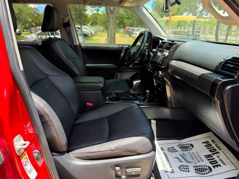 Toyota 4Runner TRD PRO 4WD 2019