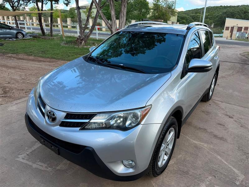 Toyota RAV4  2013