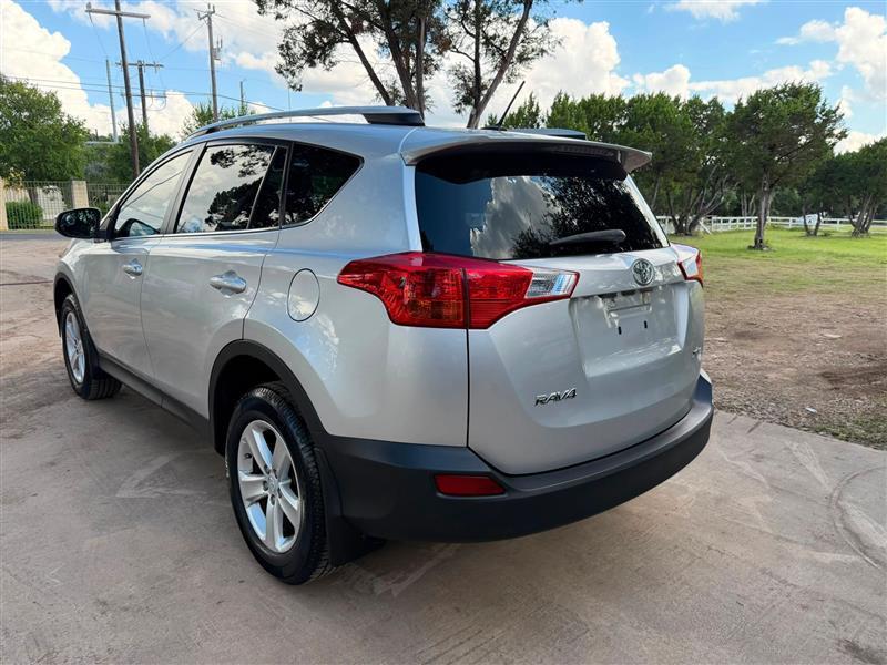 Toyota RAV4  2013