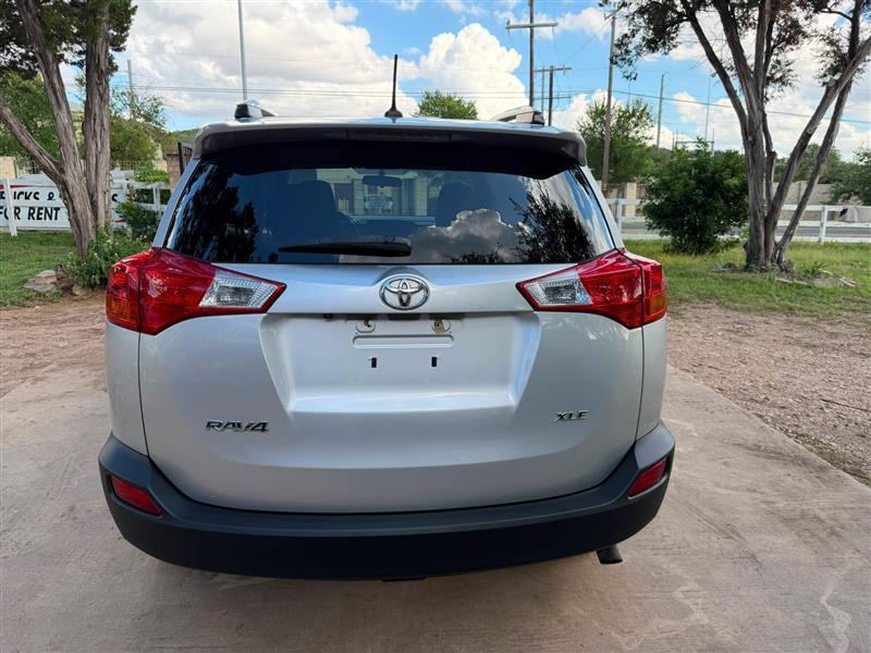 Toyota RAV4  2013