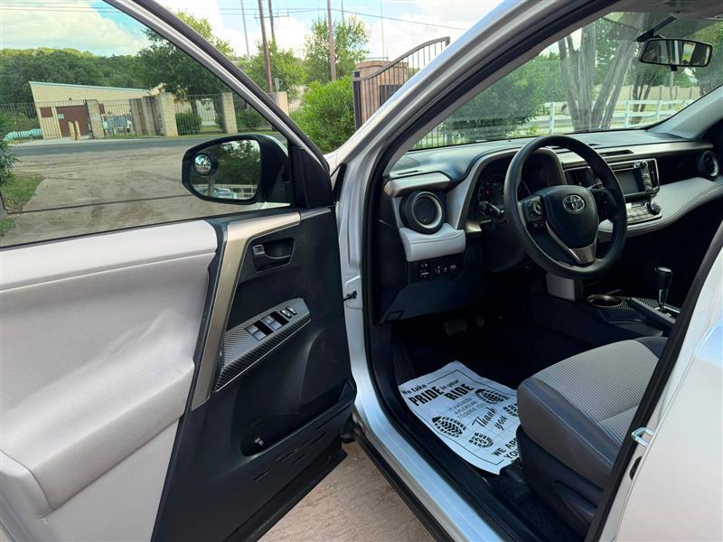 Toyota RAV4  2013