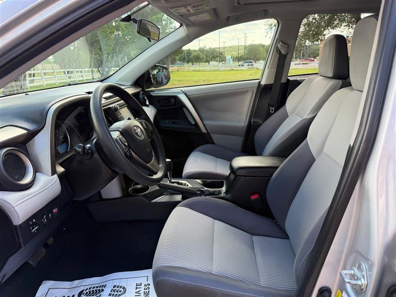 Toyota RAV4  2013