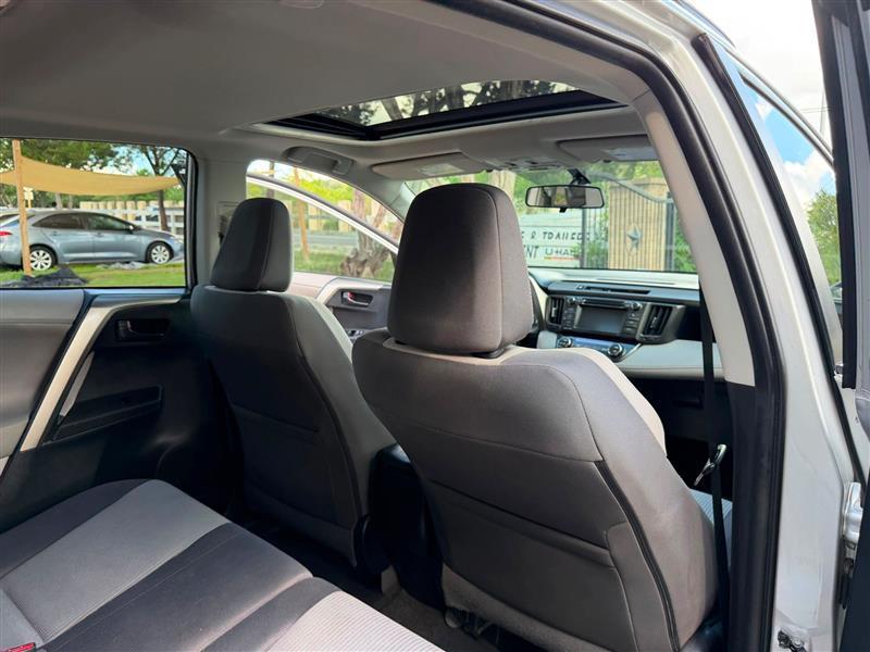 Toyota RAV4  2013