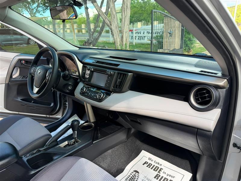 Toyota RAV4  2013