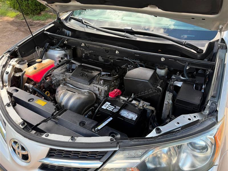 Toyota RAV4  2013