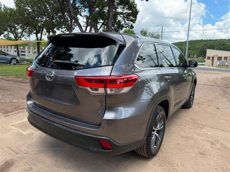 Toyota Highlander  2019