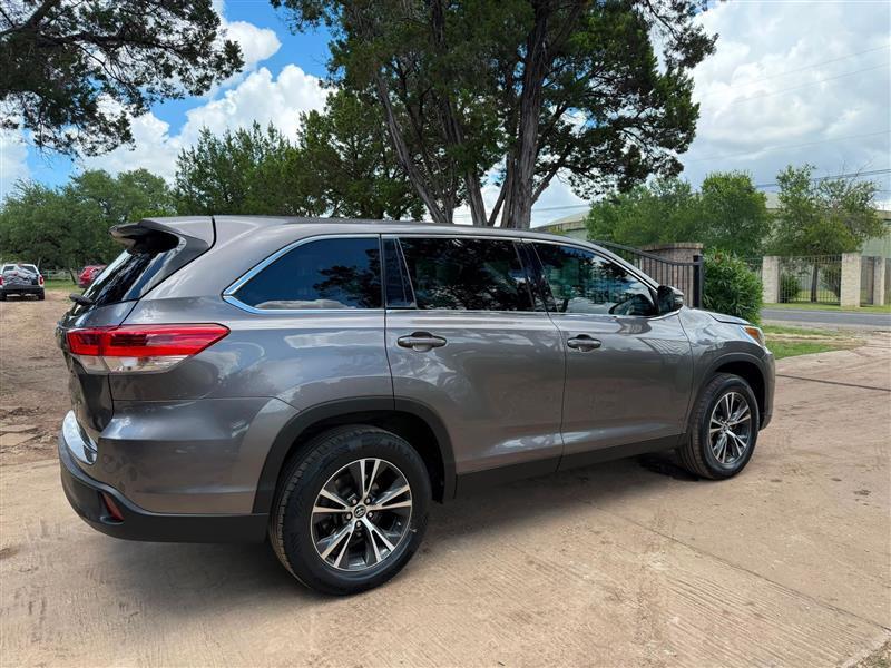Toyota Highlander  2019