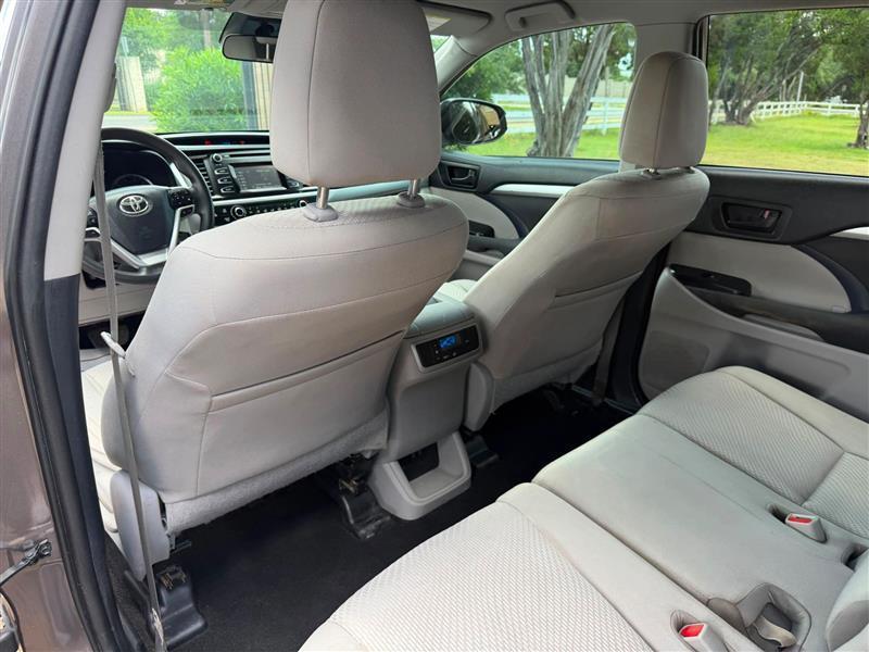 Toyota Highlander  2019