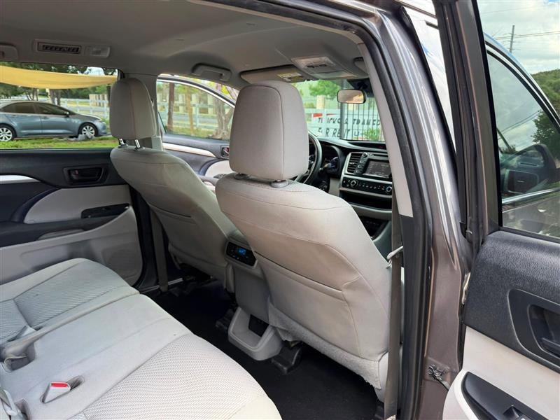 Toyota Highlander  2019
