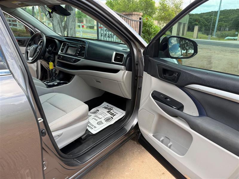 Toyota Highlander  2019