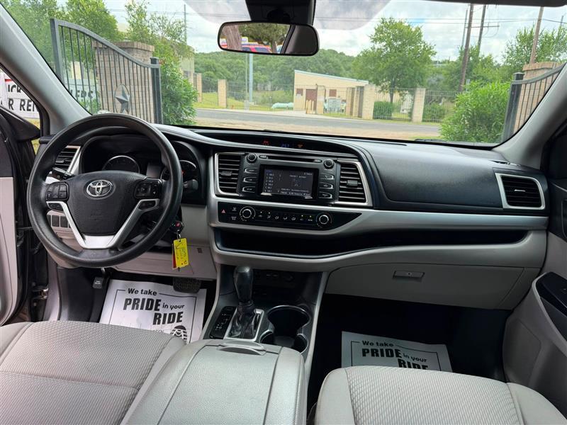Toyota Highlander  2019