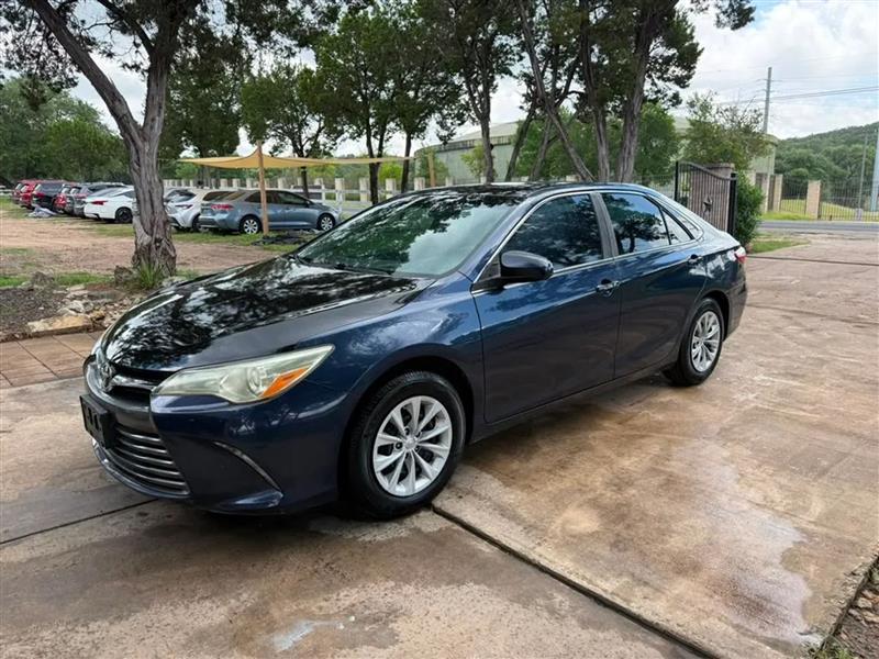 Toyota Camry LE 2015
