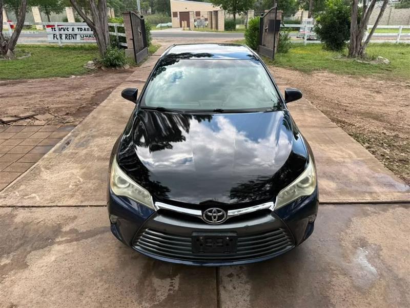 Toyota Camry LE 2015