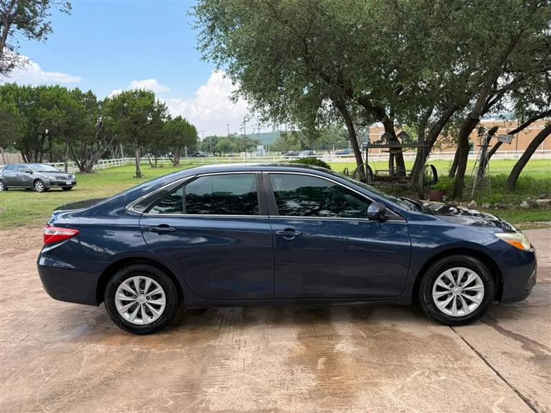 Toyota Camry LE 2015