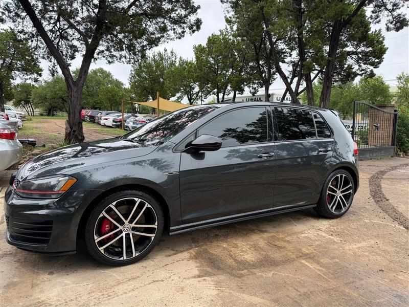 Volkswagen Golf GTI SE 6M 4-Door 2017