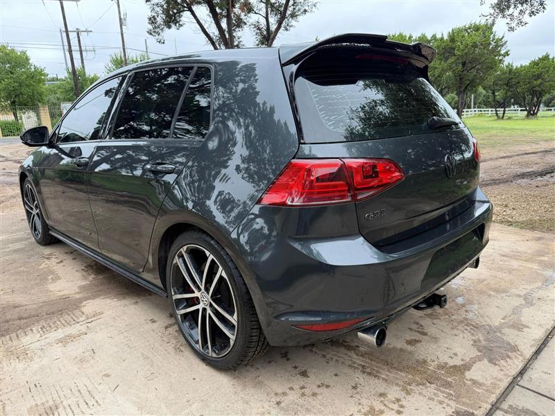 Volkswagen Golf GTI SE 6M 4-Door 2017