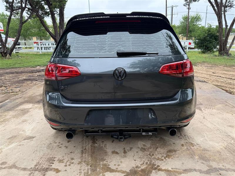 Volkswagen Golf GTI SE 6M 4-Door 2017