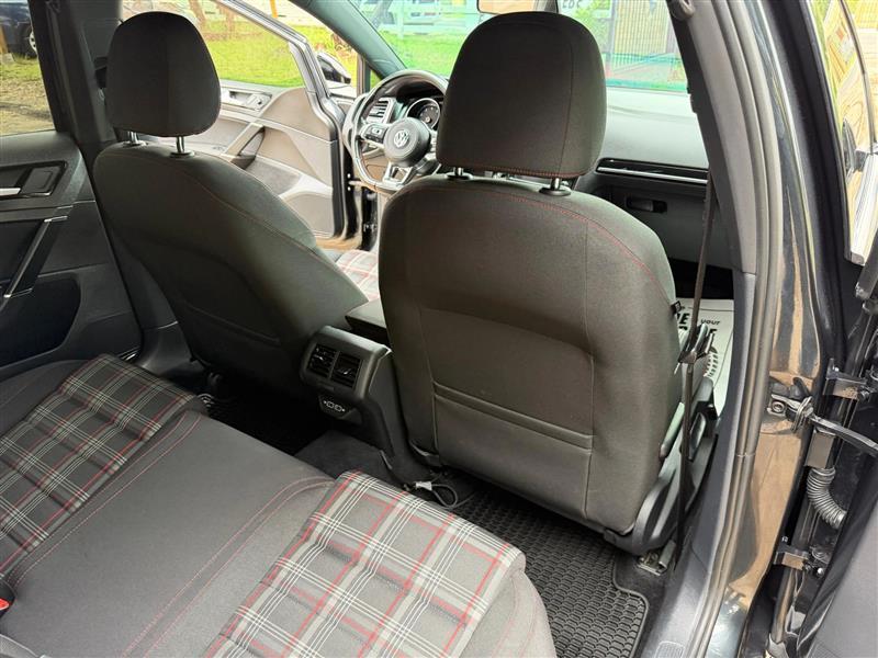 Volkswagen Golf GTI SE 6M 4-Door 2017