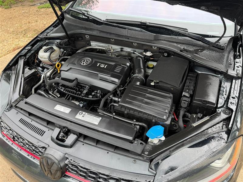 Volkswagen Golf GTI SE 6M 4-Door 2017