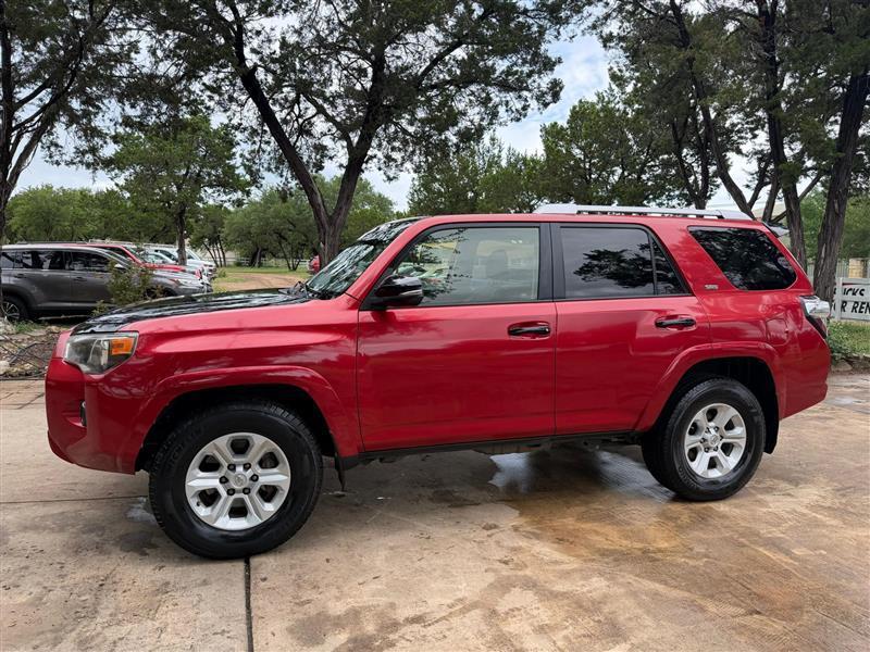 Toyota 4Runner SR5 2WD 2016