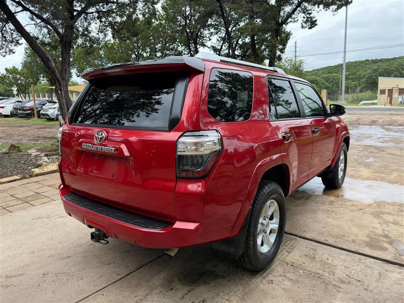 Toyota 4Runner SR5 2WD 2016