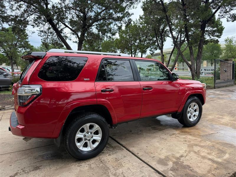 Toyota 4Runner SR5 2WD 2016