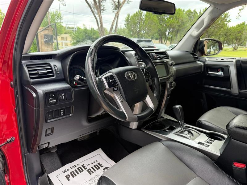 Toyota 4Runner SR5 2WD 2016
