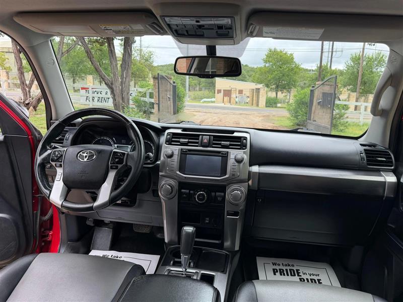 Toyota 4Runner SR5 2WD 2016