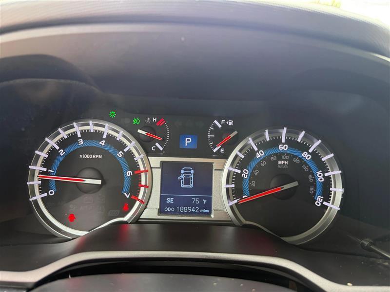 Toyota 4Runner SR5 2WD 2016